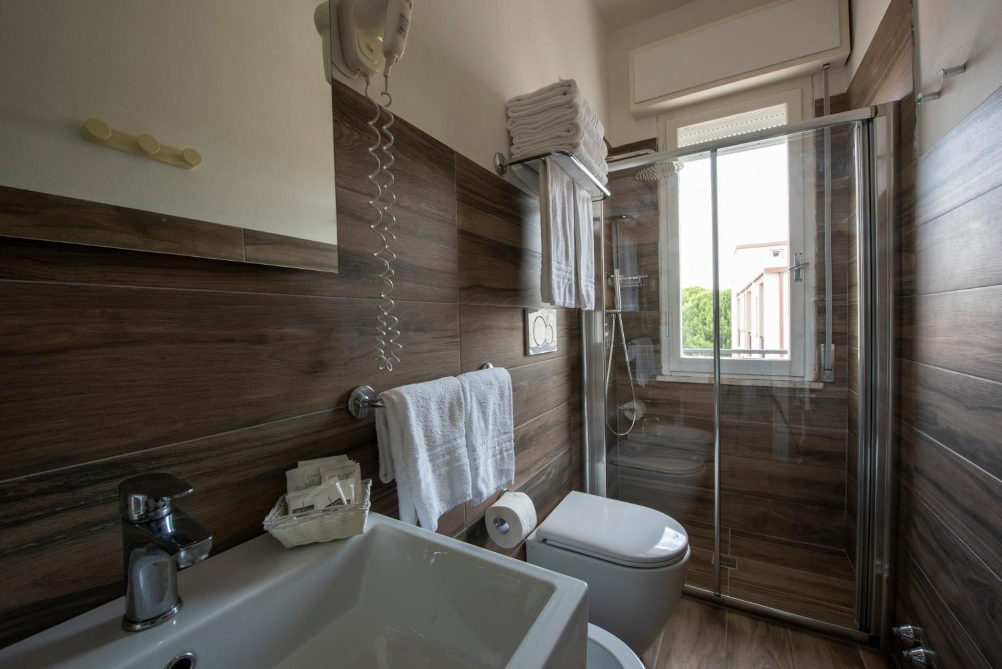 Hotel Maarea 3*